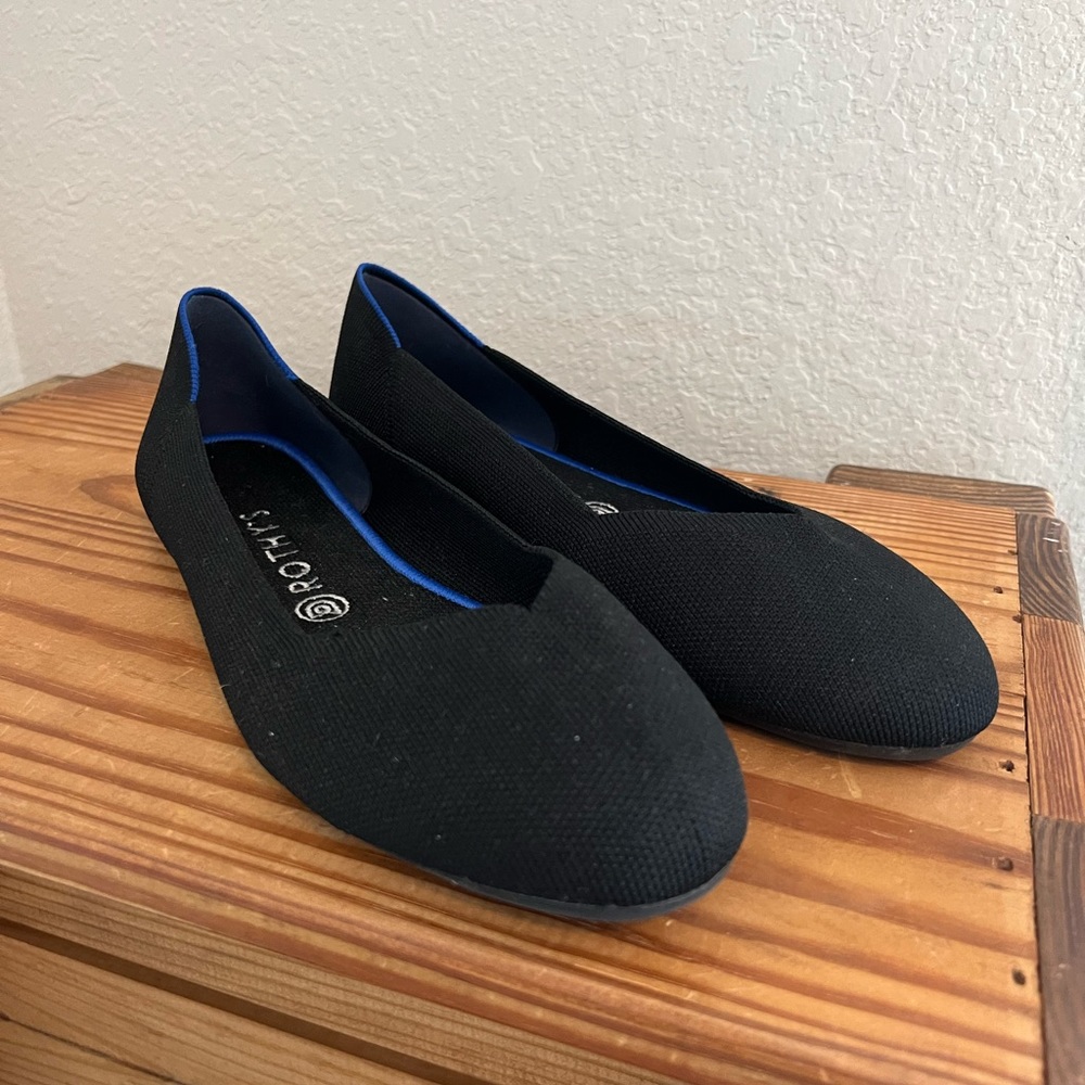 Rothy’s Round Toe black flats